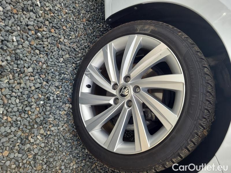 Skoda  Octavia  Lim. (NX3)(2020)  2.0TDI 85 Style AT #3