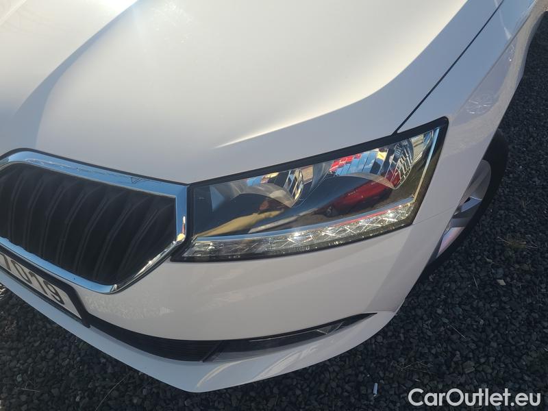  Skoda  Fabia  Combi (2015)  Com.1.0TSI 70 Ambition #13