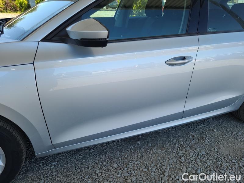  Skoda  Octavia  Combi (NX3)(2020) Oct.Com. 2.0TDI 85 Ambition AT #3