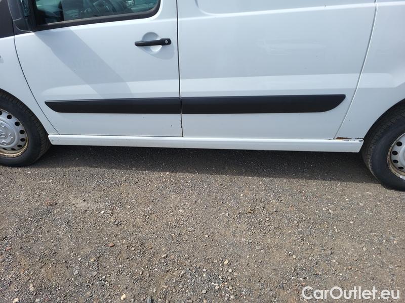  Toyota  Proace  (2013)  D4D128 L 1.2L2H2 #11