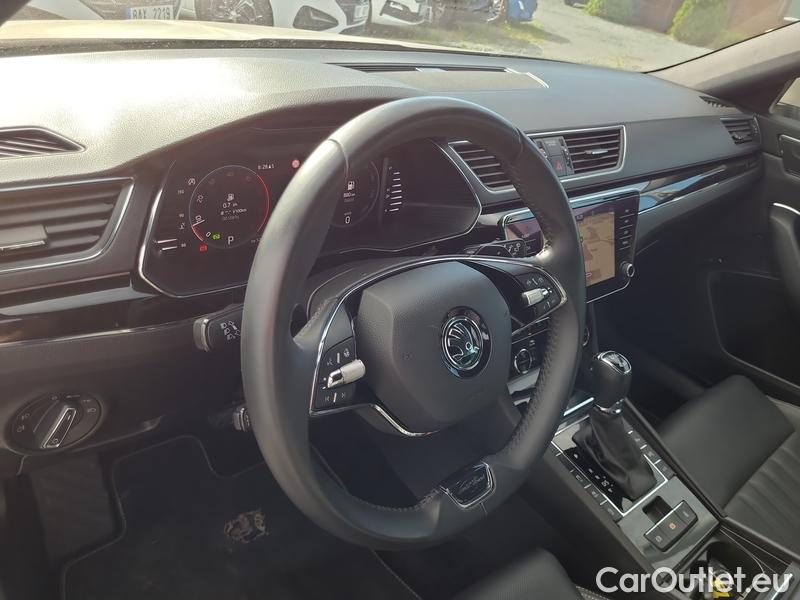  Skoda  Superb  Combi (3V5)(2015) Su.com.2.0TDI 147 4x4 L&K Aut #18