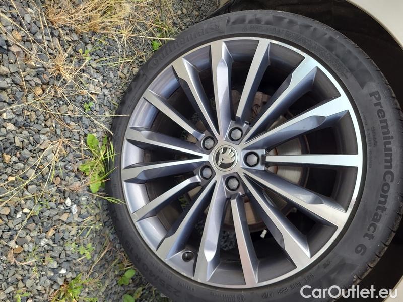  Skoda  Superb  Combi (3V5)(2015) Su.com.2.0TDI 147 4x4 L&K Aut #7