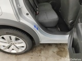  Renault  Captur Renault  TCe 90 Corporate Edition 5d #6