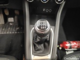  Renault  Captur Renault  TCe 90 Corporate Edition 5d #26