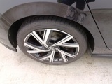  Volkswagen  Golf  Volkswagen VIII 2.0 TDI 110kW R-Line DSG 5d #25