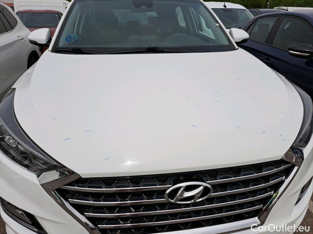  Hyundai  Tucson HYUNDAI  / 2018 / 5P / todoterreno 1.6 CRDI 85kW (116CV) 48V SLE 4X2(SP)(SL) #3