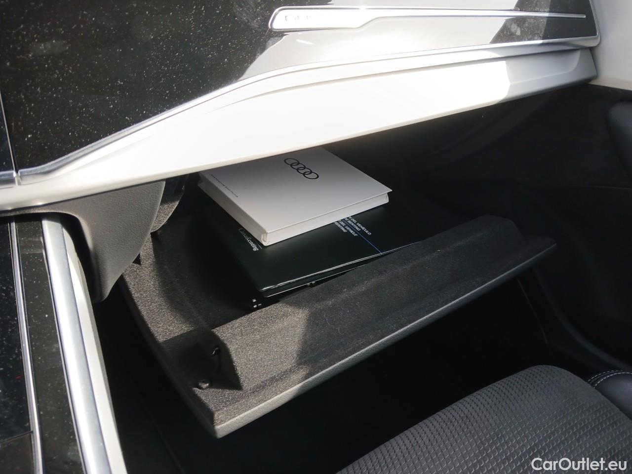  Audi  Q7 AUDI  / 2019 / 5P / todoterreno S line 50 TDI 210kW (286CV) quattro tip #2