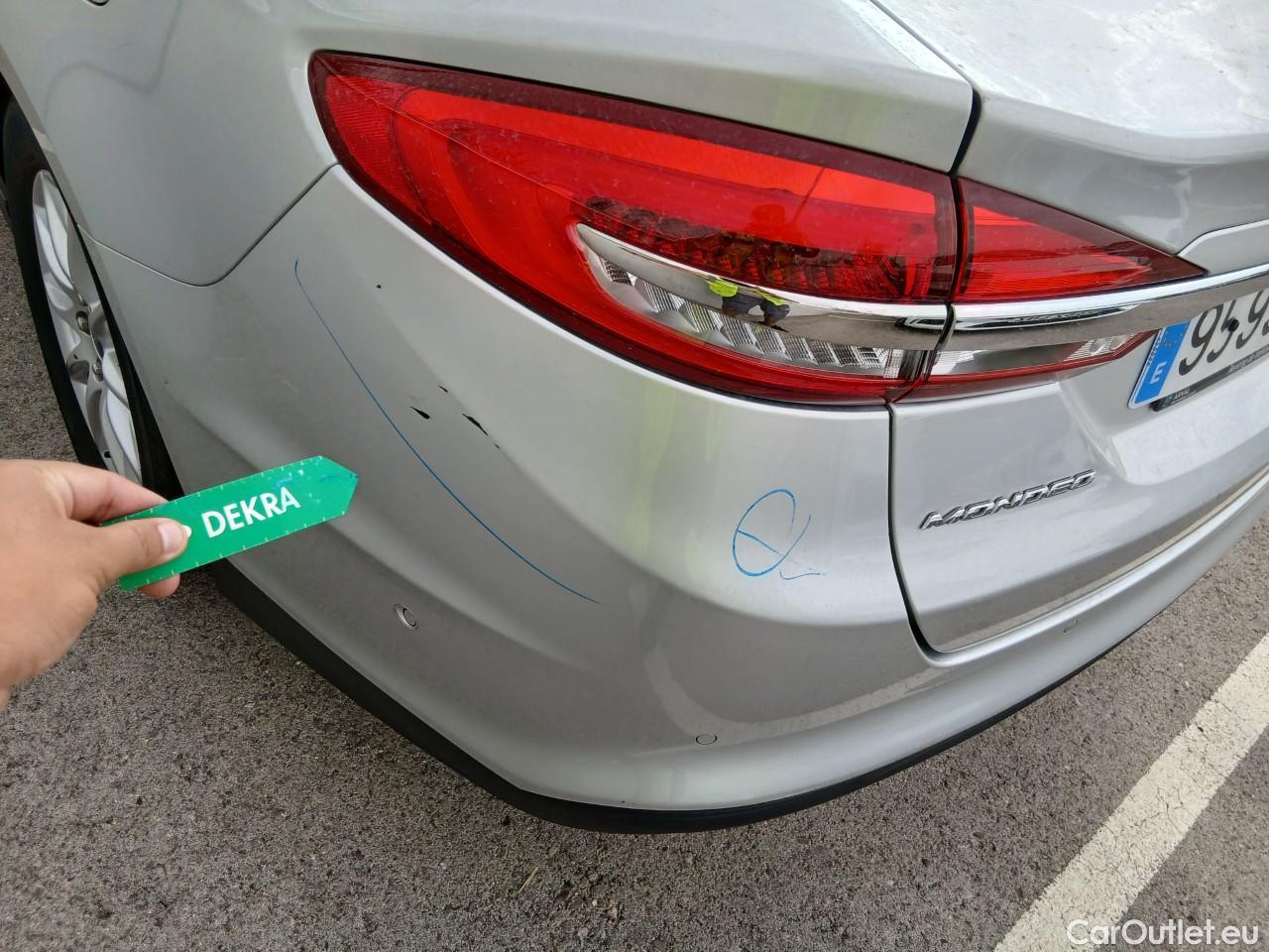  Ford  Mondeo FORD  / 2014 / 5P / berlina con portón 2.0 TDCi 110kW (150CV) Trend #19