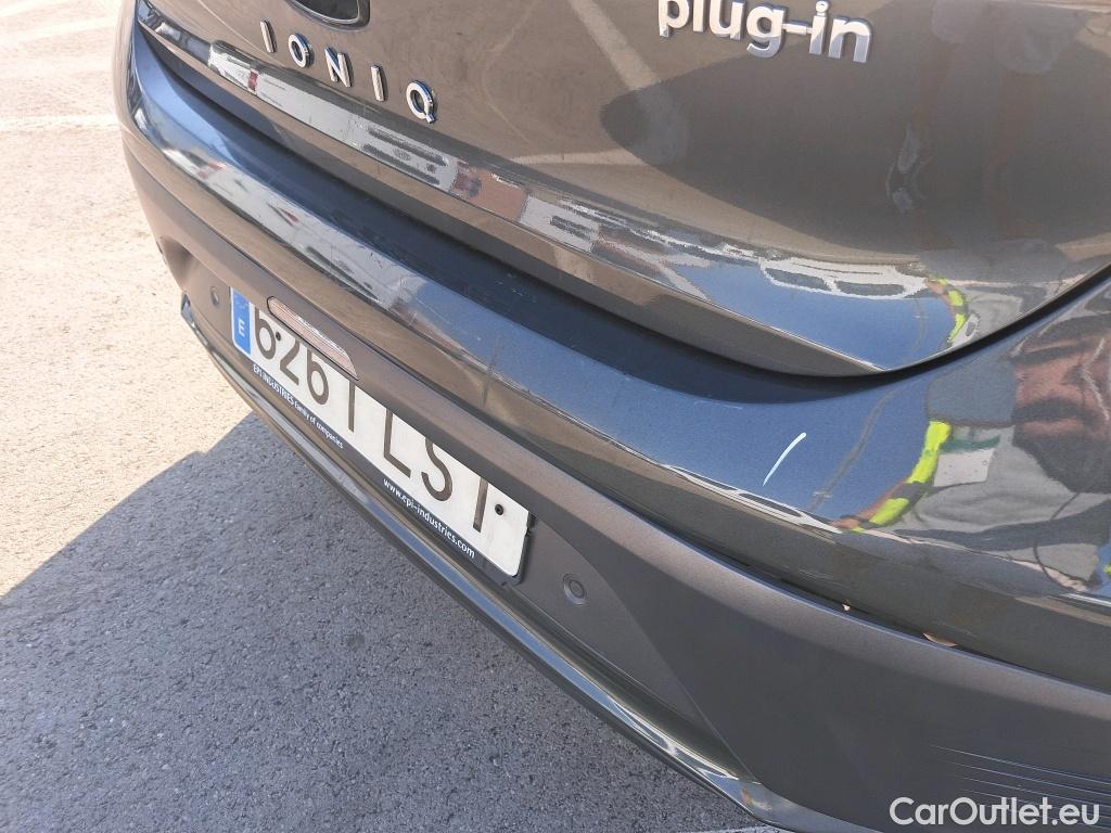  Hyundai   Ioniq HYUNDAI / 2019 / 5P / berlina con portón 1.6 GDI PHEV Klass DCT #23