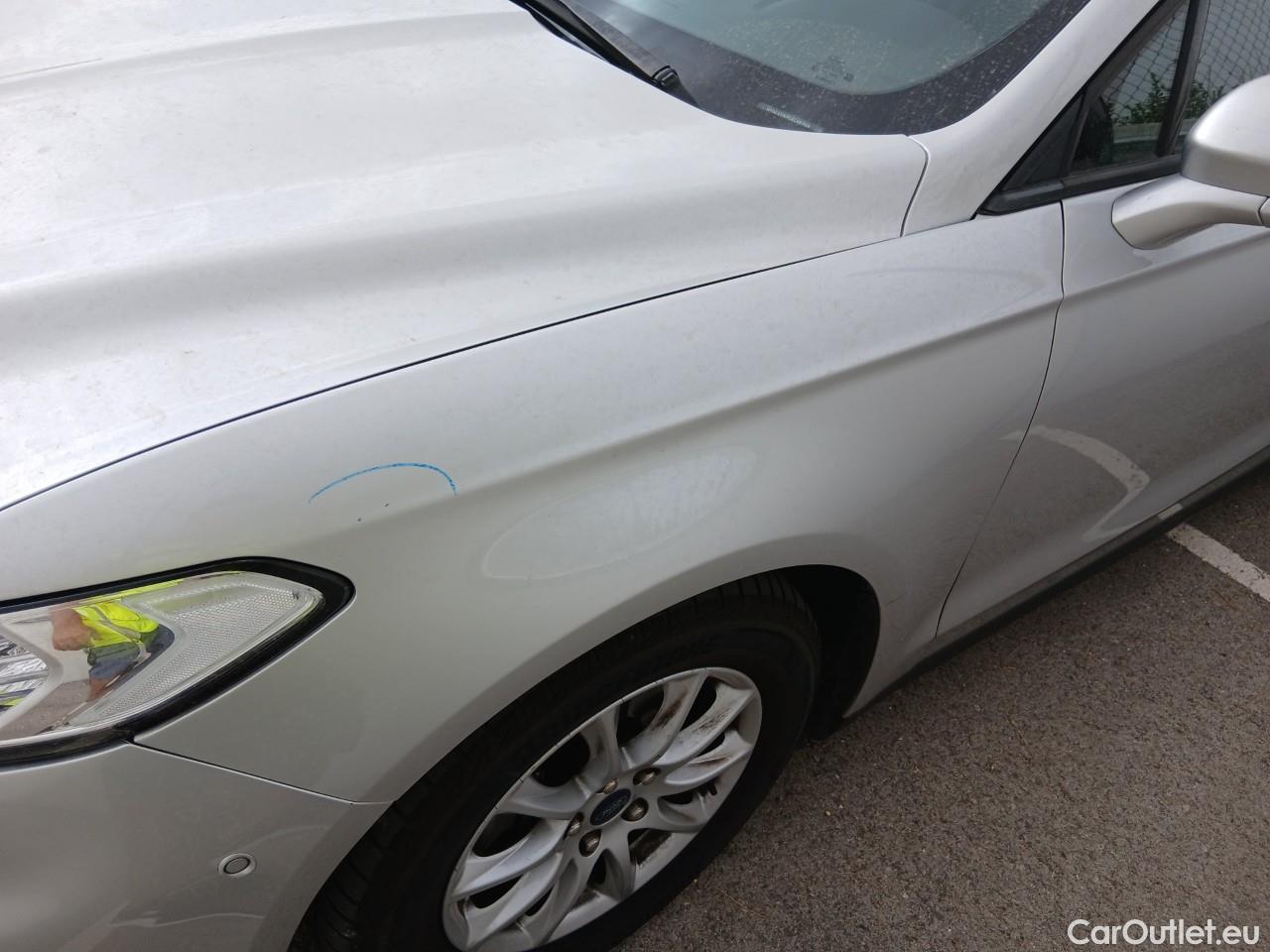  Ford  Mondeo FORD  / 2014 / 5P / berlina con portón 2.0 TDCi 110kW (150CV) Trend #12