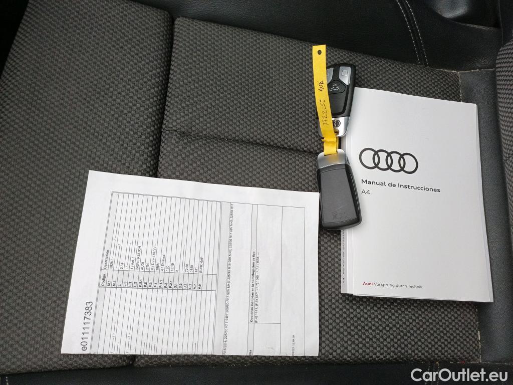  Audi  A4  Avant 35 TDI S line 2.0 TDI 165CV AT7 E6d #13