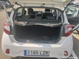  Hyundai  i10 HYUNDAI  / 2020 / 5P / berlina con portón 1.0 Klass #8