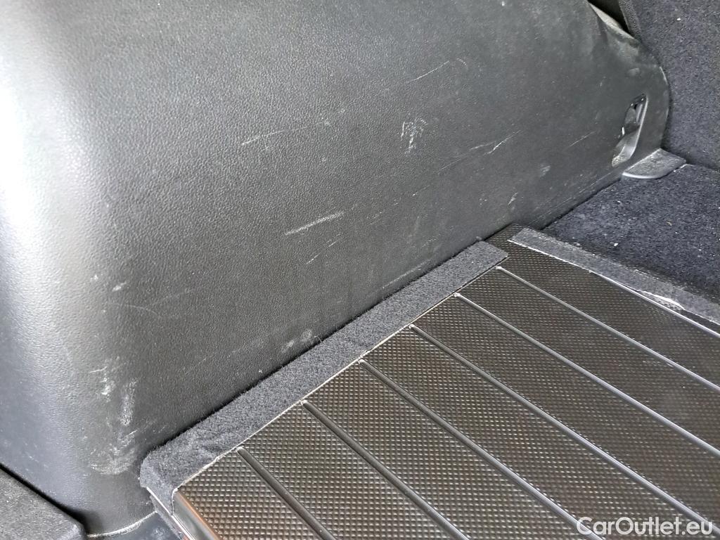  Hyundai  Tucson HYUNDAI  / 2020 / 5P / todoterreno 1.6 TGDI 169kW HEV Tecno Sky Auto #16