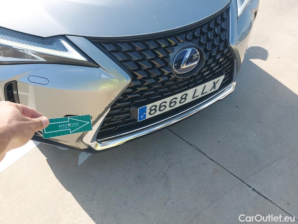  Lexus  UX LEXUS  / 2018 / 5P / todoterreno 2.0 250h Premium #3