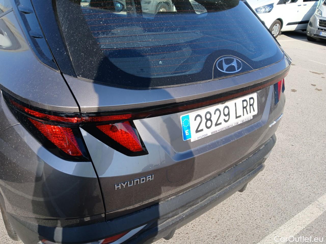  Land Rover  Discovery HYUNDAI Tucson / 2020 / 5P / todoterreno 1.6 CRDI 85kW (115CV) Klass #24