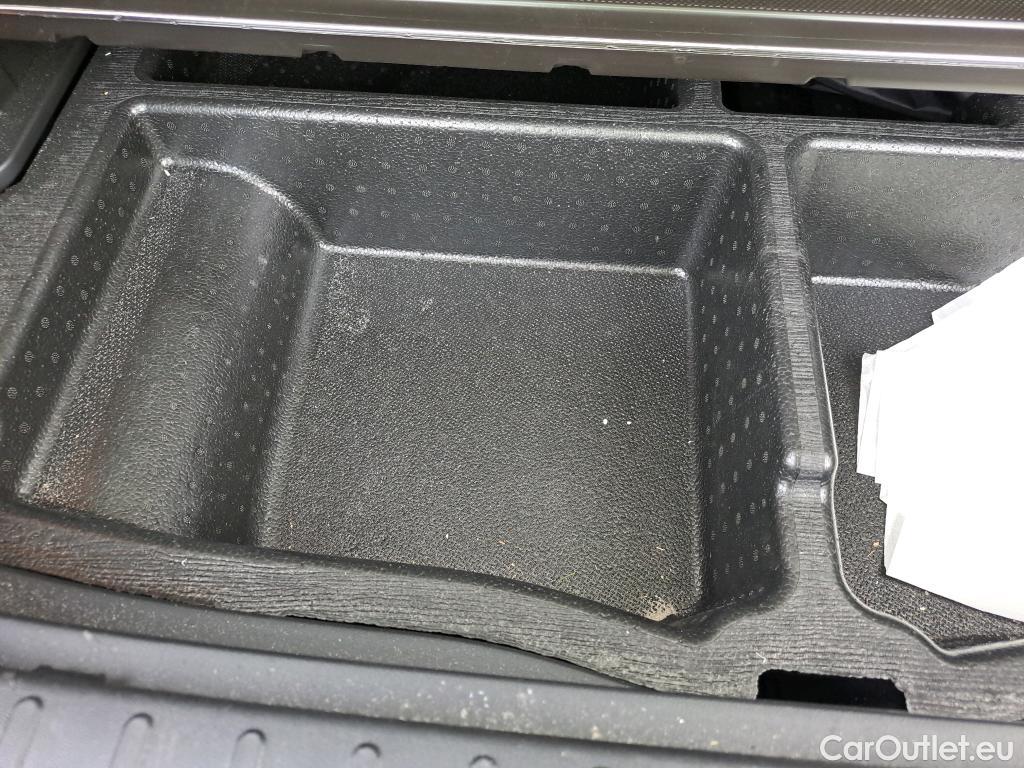  Hyundai  Tucson HYUNDAI  / 2020 / 5P / todoterreno 1.6 TGDI 169kW HEV Tecno Sky Auto #9