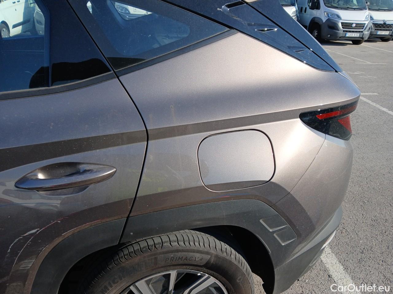  Land Rover  Discovery HYUNDAI Tucson / 2020 / 5P / todoterreno 1.6 CRDI 85kW (115CV) Klass #13