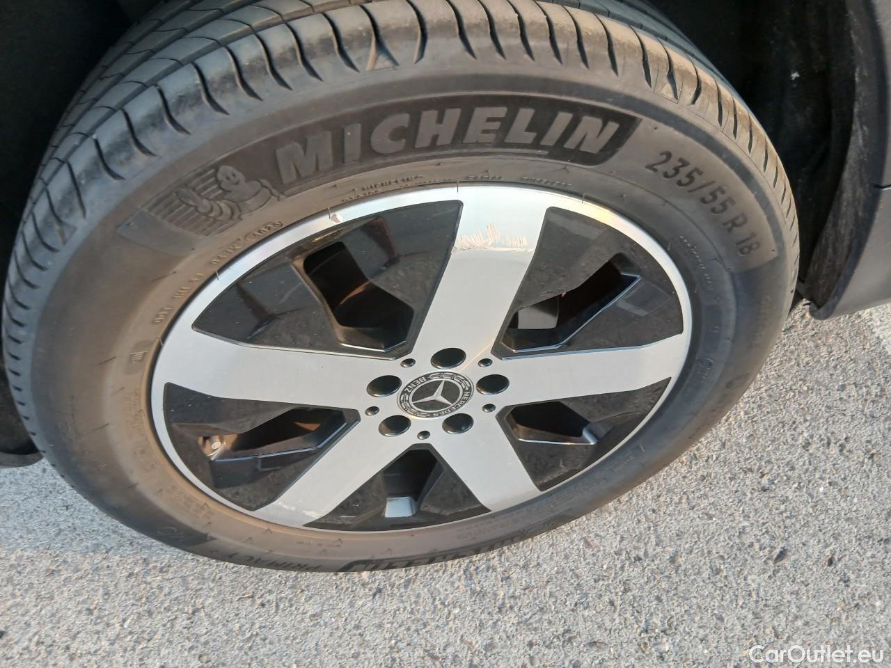  Mercedes  GLB Clase   200 d (247.612) 150CV AT8 E6d #23