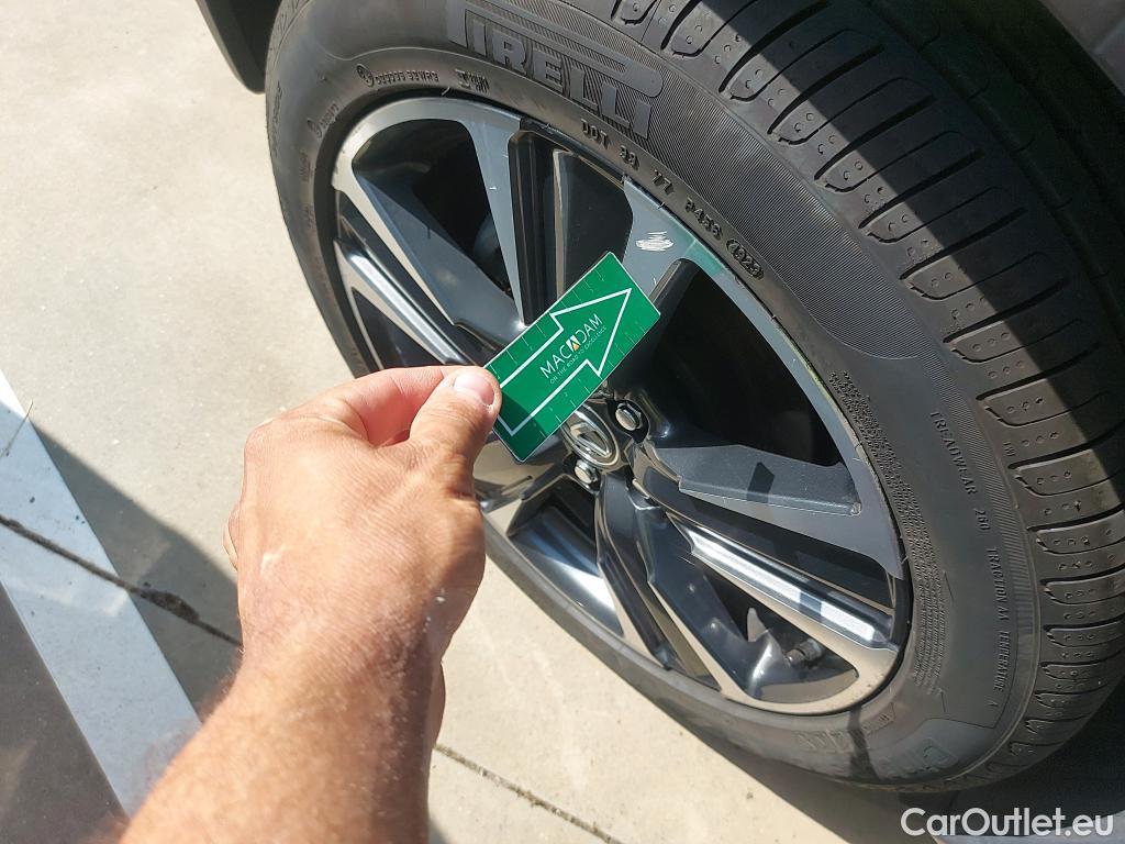  Lexus  UX LEXUS  / 2018 / 5P / todoterreno 2.0 250h Premium #37