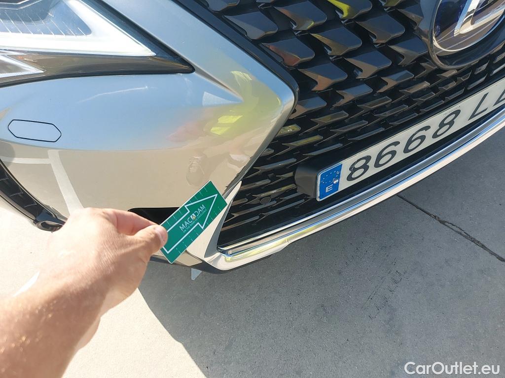  Lexus  UX LEXUS  / 2018 / 5P / todoterreno 2.0 250h Premium #24