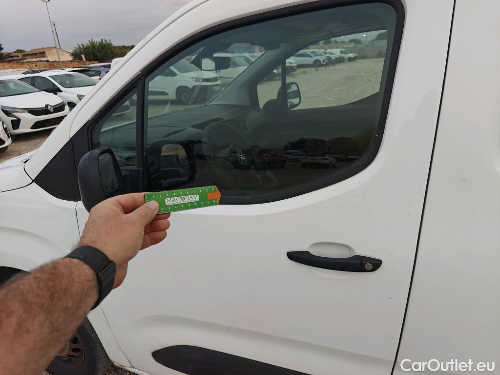  Citroen  Berlingo  Combi Live M 1.5 BlueHDi 100CV MT5 E6dT #5