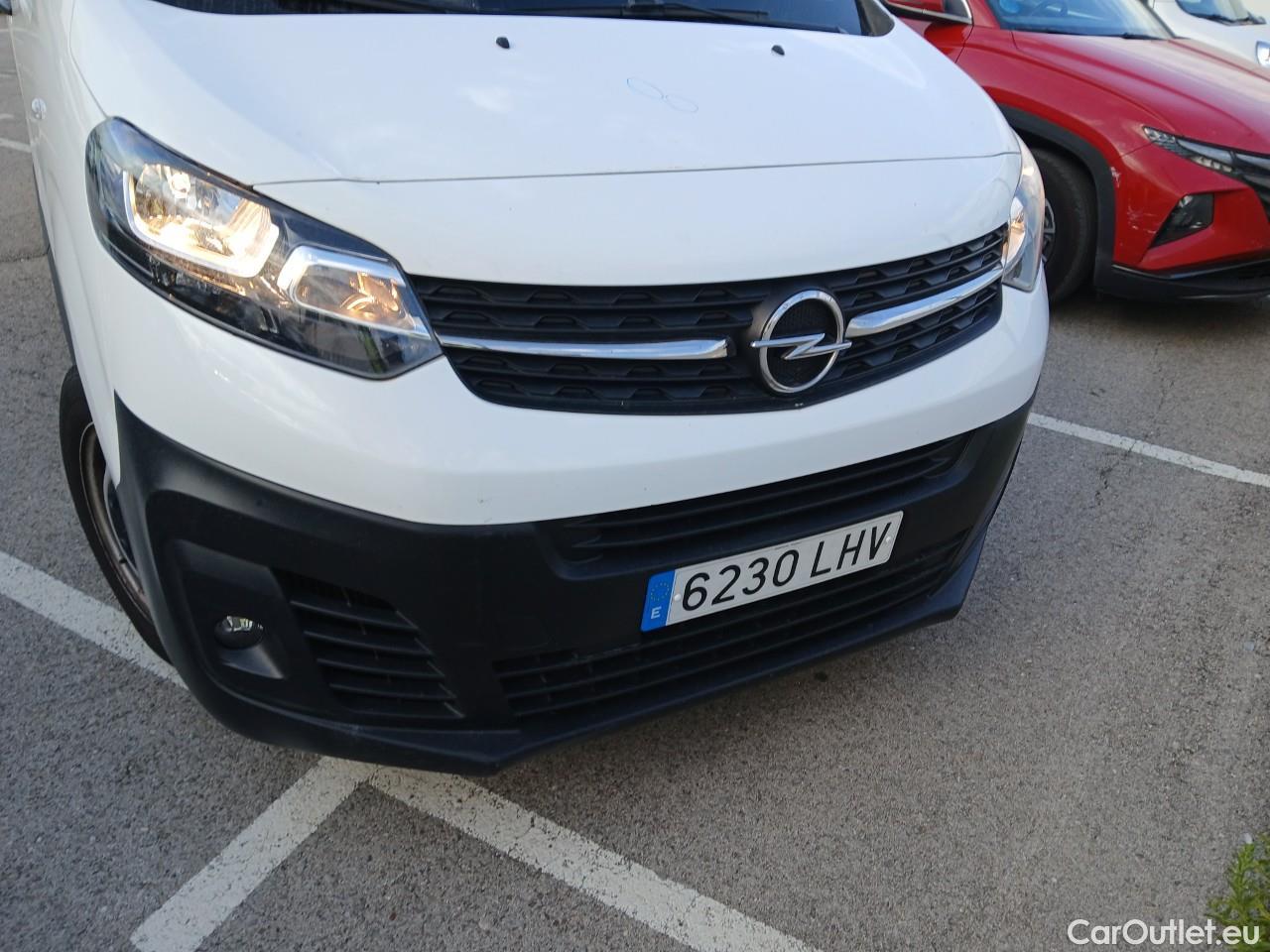  Opel  Vivaro OPEL  / 2019 / 4P / combi 1.5 Diésel 74kW (100CV) M Std Express #34