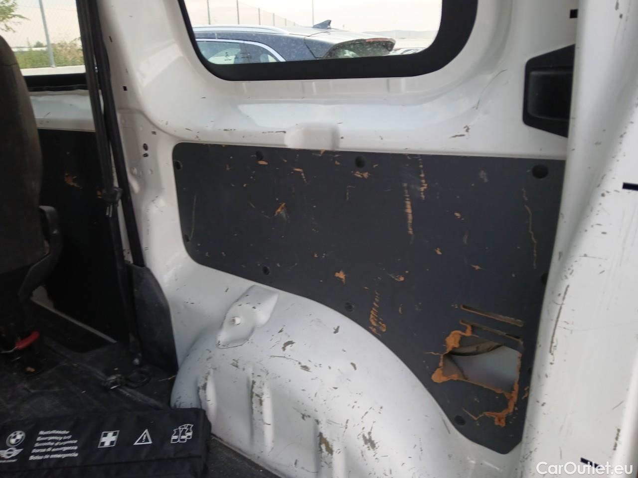  Opel  Vivaro OPEL  / 2019 / 4P / combi 1.5 Diésel 74kW (100CV) M Std Express #31
