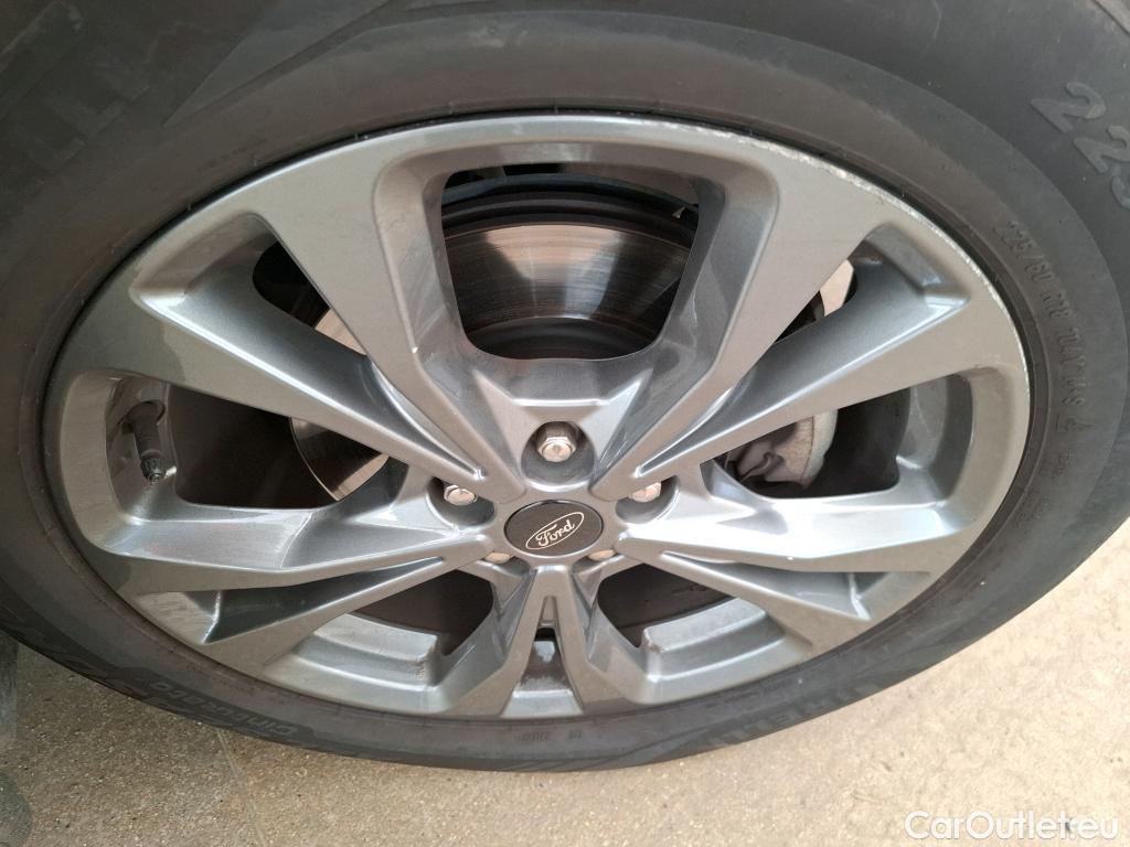  Ford  Kuga FORD  / 2019 / 5P / SUV 1.5 EcoBlue 120 Powershit St-Line Busin #2