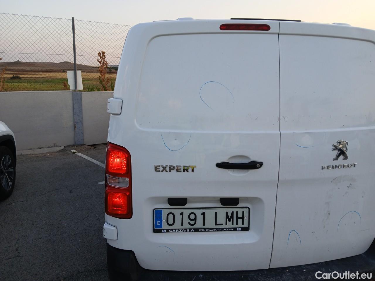  Peugeot  Expert  Furgón Pro Standard 1.5 HDI 120CV MT6 E6dT #40