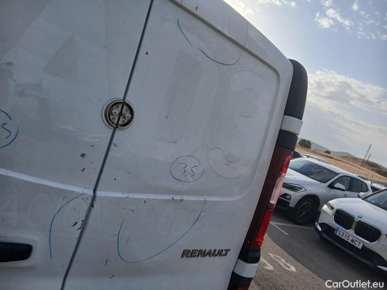  Renault  Trafic RENAULT  / 2019 / 4P / furgón Furgón 27 L1H1 Energy BluedCi 88 kW #28