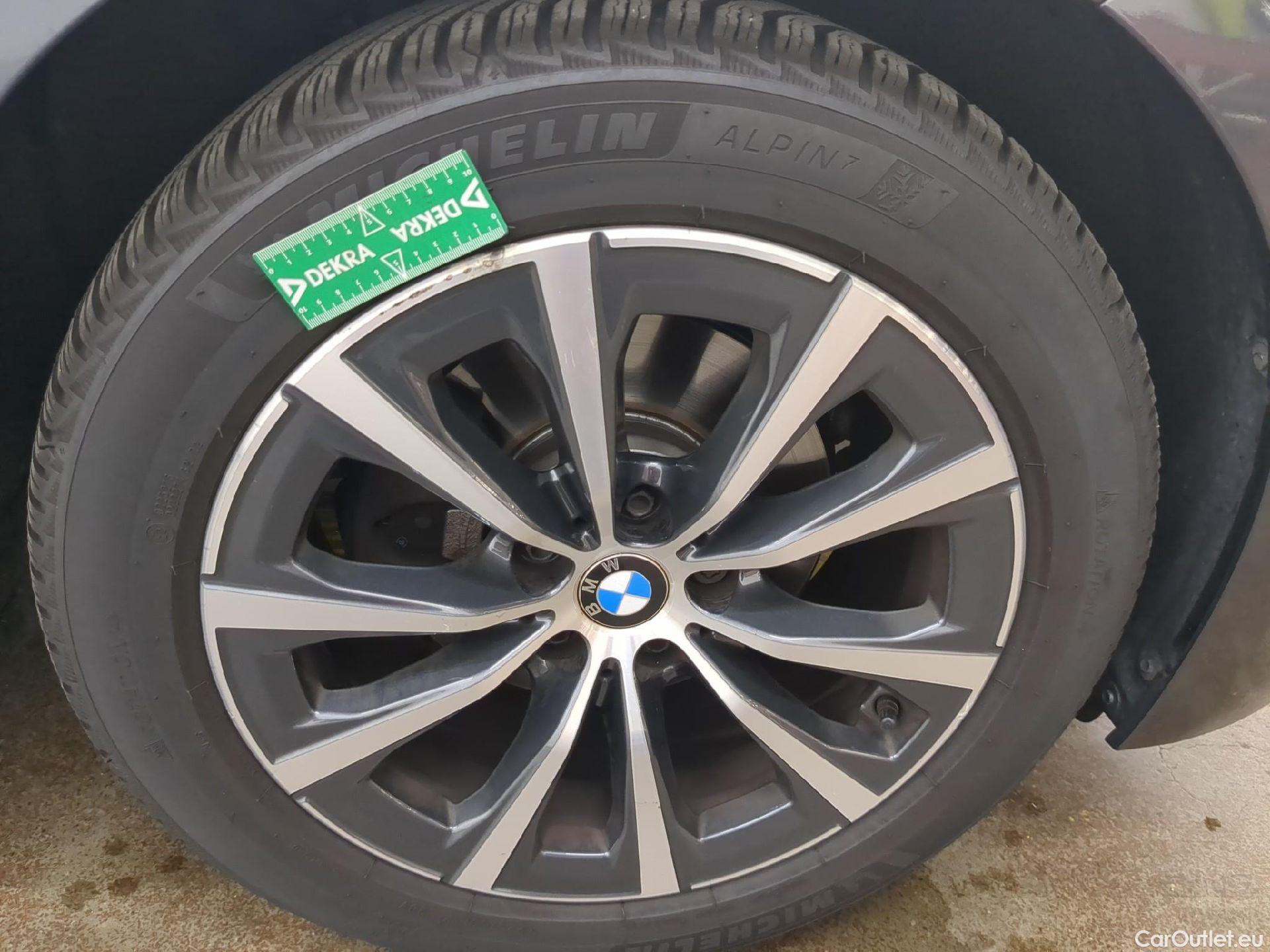  Bmw  Serie 3 BMW Série 3 Touring / 2019 / 5P / Break 320d xDrive 190ch Business Design BVA8 #11