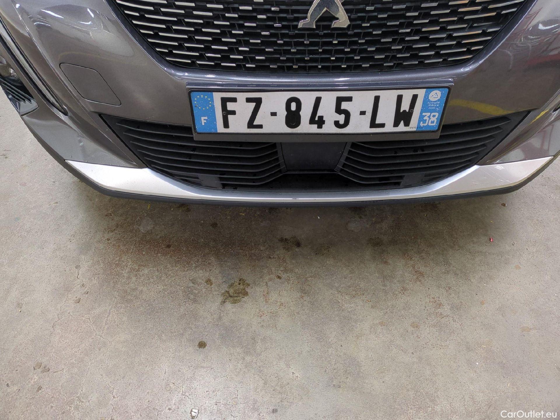  Peugeot  2008  Allure Business 1.2 PureTech 130CV BVM6 E6d #28