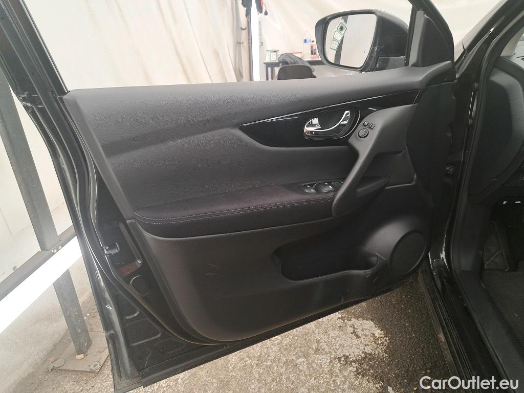 Nissan  Qashqai NISSAN  / 2017 / 5P / Crossover 1.3 DIG-T 160 DCT Business Edition #33