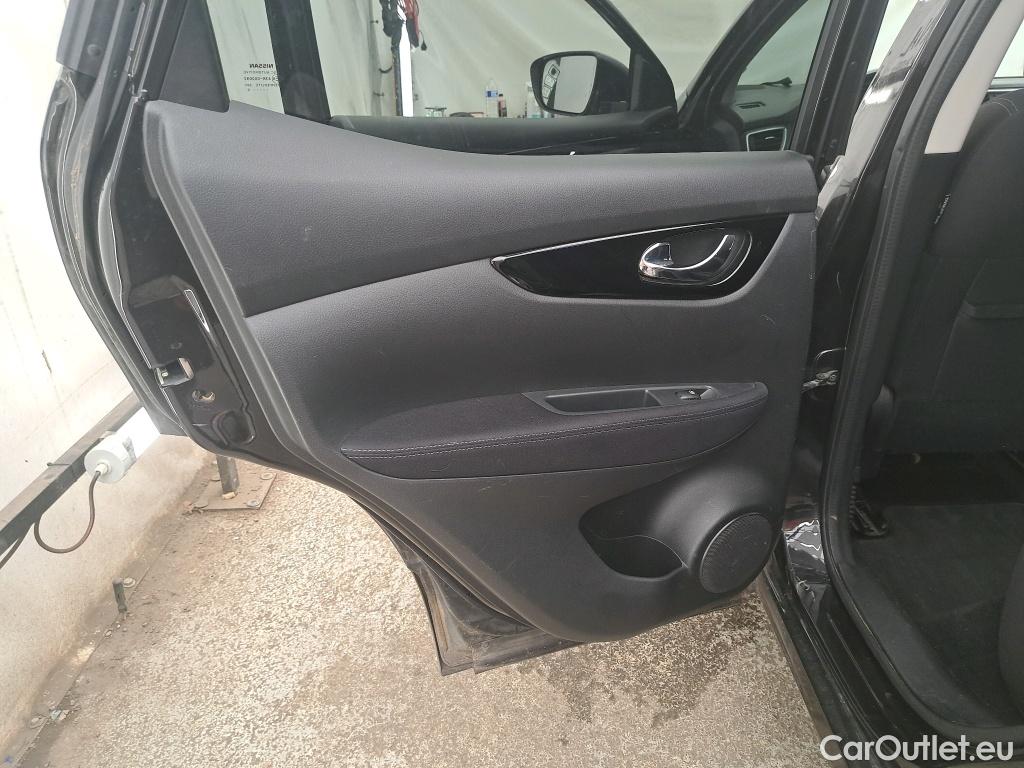  Nissan  Qashqai NISSAN  / 2017 / 5P / Crossover 1.3 DIG-T 160 DCT Business Edition #32