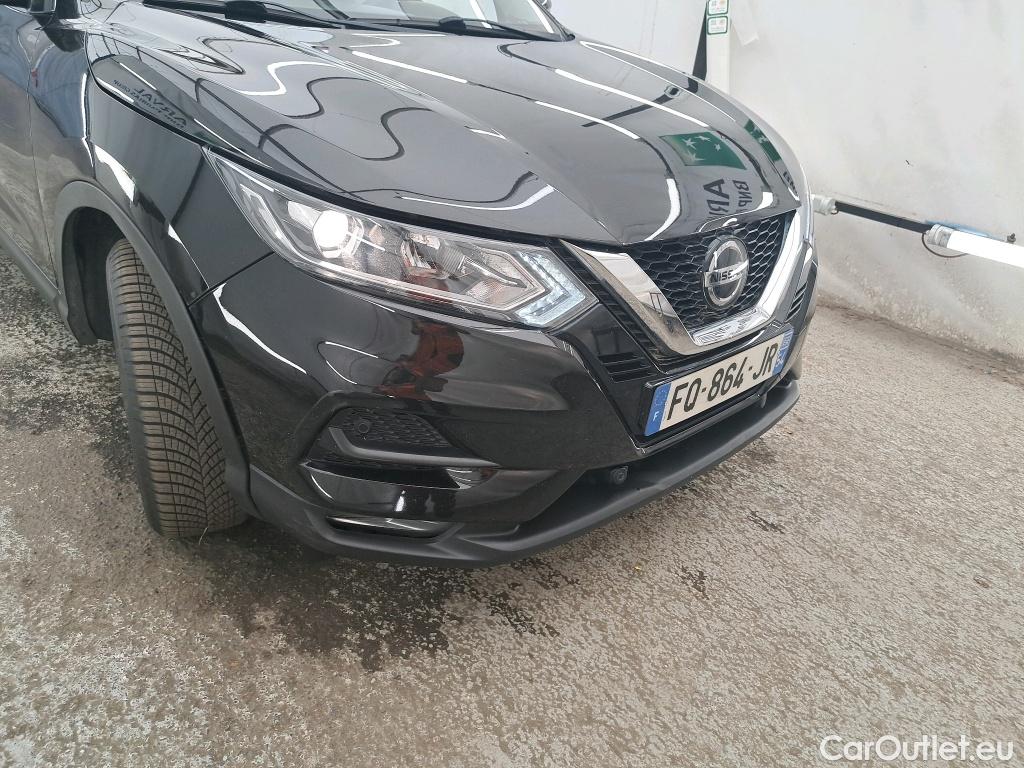 Nissan  Qashqai NISSAN  / 2017 / 5P / Crossover 1.3 DIG-T 160 DCT Business Edition #1
