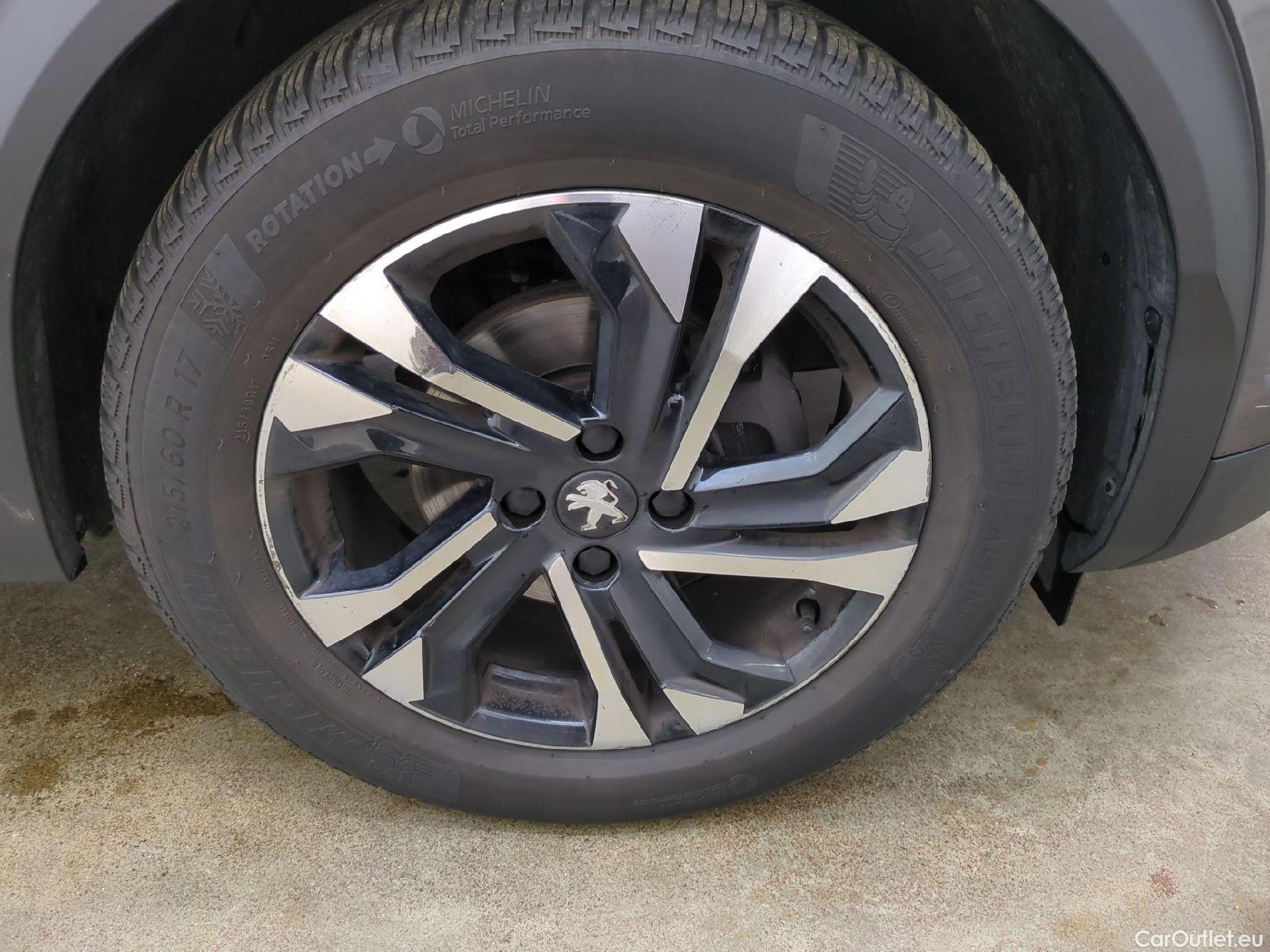  Peugeot  2008  Allure Business 1.2 PureTech 130CV BVM6 E6d #17