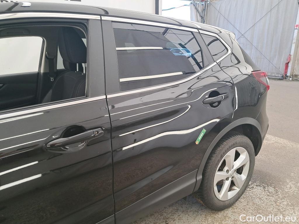  Nissan  Qashqai NISSAN  / 2017 / 5P / Crossover 1.3 DIG-T 160 DCT Business Edition #22