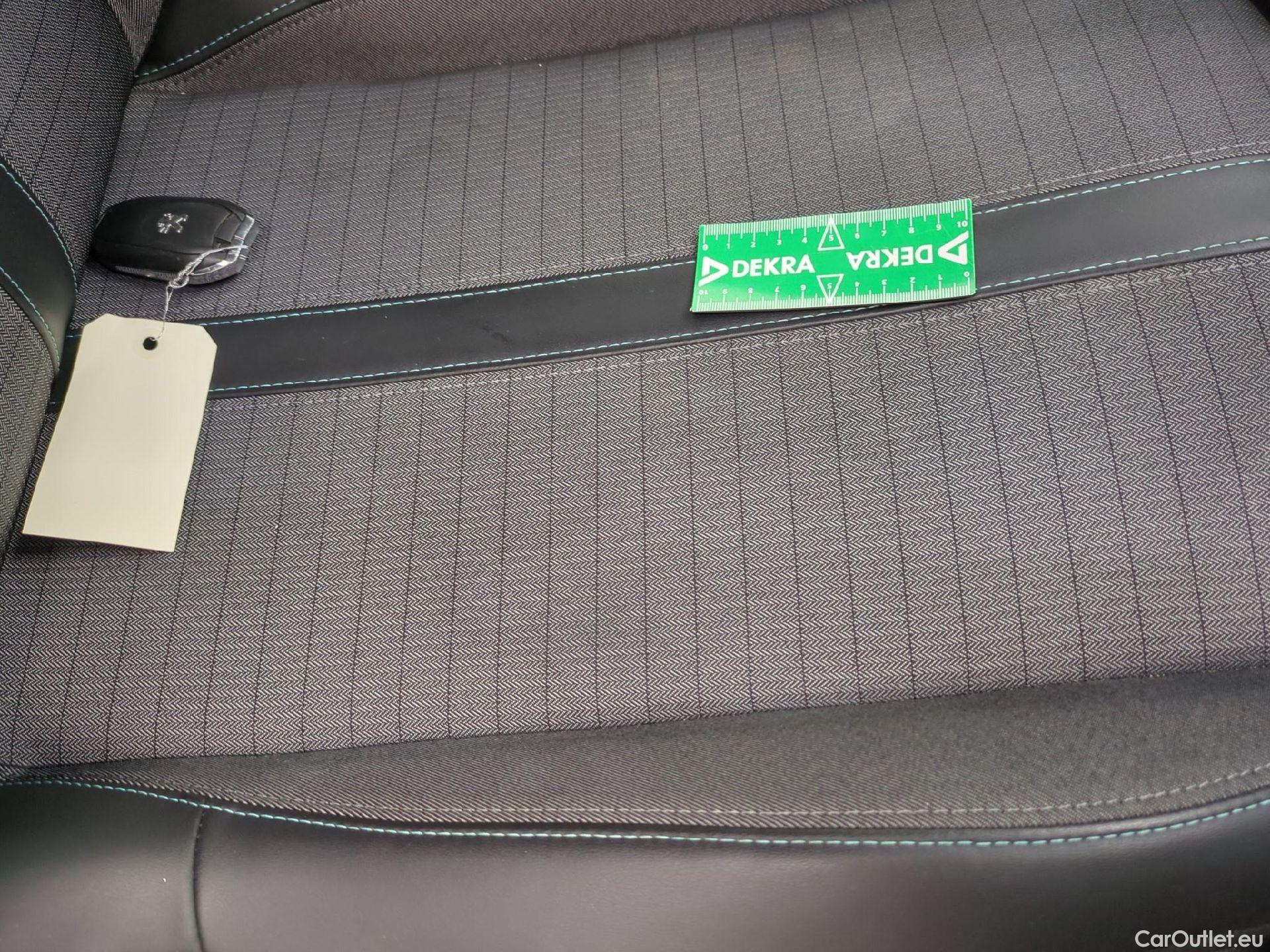  Peugeot  2008  Allure Business 1.2 PureTech 130CV BVM6 E6d #57