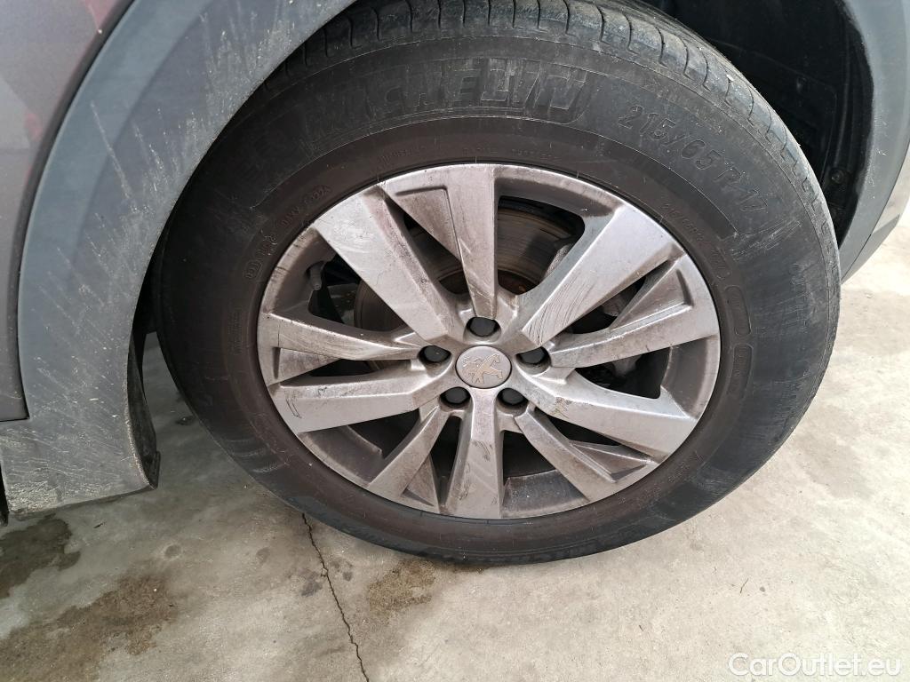  Peugeot  5008  Active Pack 1.5 HDi 130CV BVA8 7 Sieges E6d #10