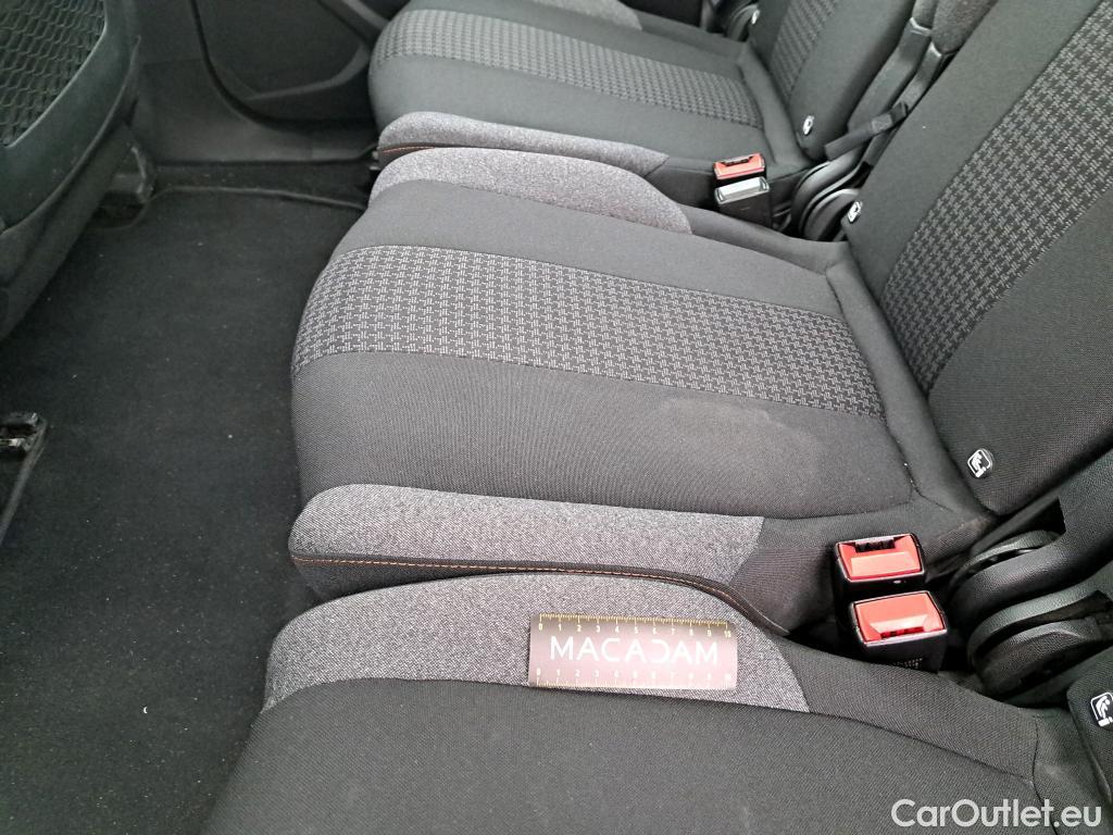  Peugeot  5008  Active Pack 1.5 HDi 130CV BVA8 7 Sieges E6d #26