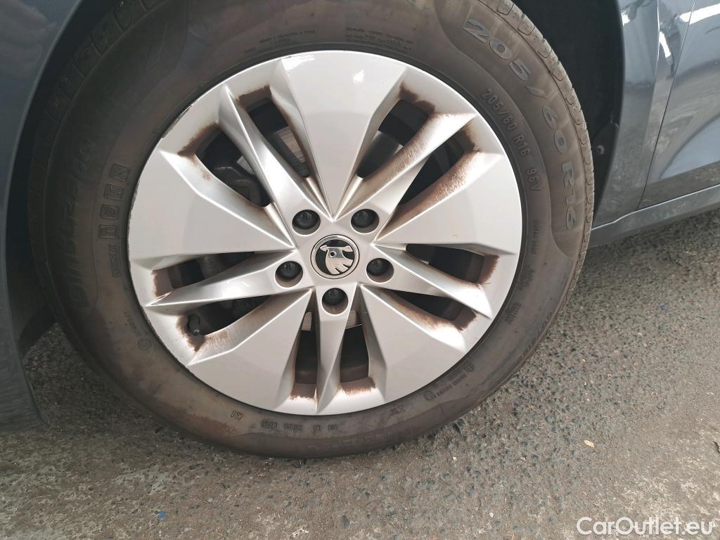  Skoda  Octavia  Break Business 2.0 TDI 150CV BVA7 E6d #6
