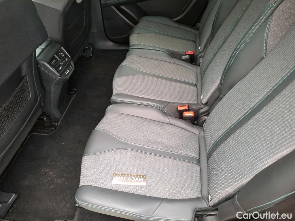 Peugeot  5008  Allure Pack 1.5 HDi 130CV BVA8 7 Sieges E6d #26