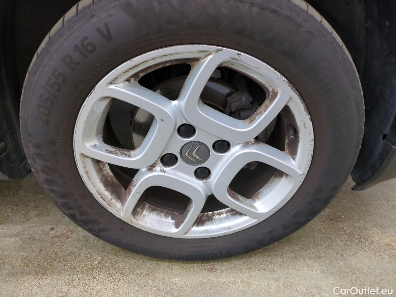  Citroen  C4 Cactus CITROEN  VU 5p Berline BlueHDi 100 SandS BVM6 Feel Nav #52