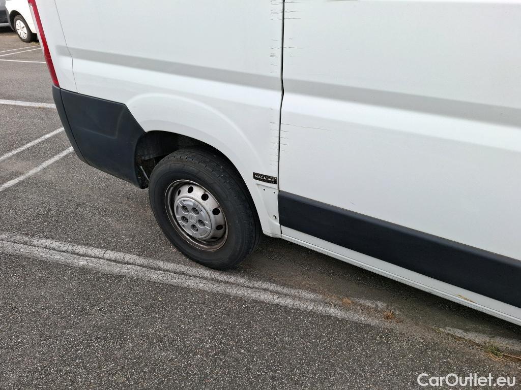  Citroen  Jumper CITROEN  2014 4P Fourgon tôlé 33 L1H1 BlueHDi 120 BVM6 Driver #17