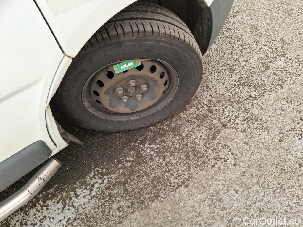  Renault  Trafic  II Fourgon L1H1 1200kg Grand Confort 90CV BVM6 #29