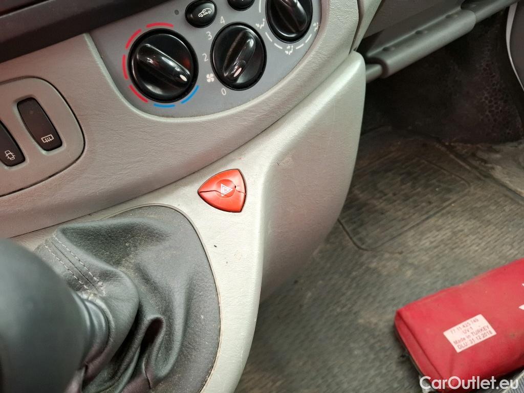  Renault  Trafic  II Fourgon L1H1 1200kg Grand Confort 90CV BVM6 #36