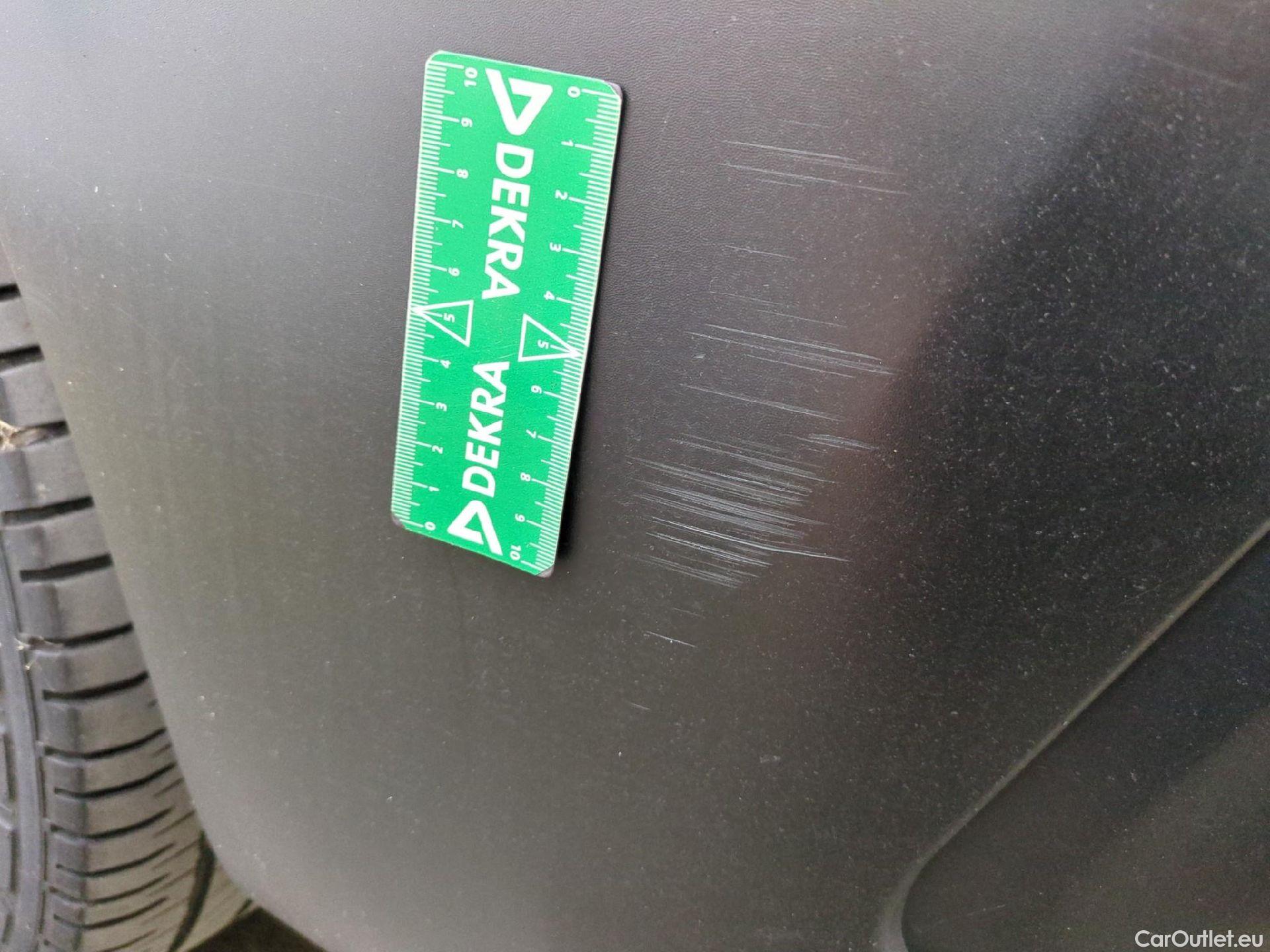  Renault  Trafic RENAULT  / 2019 / 4P / Fourgon tole NV FG GCF L2H2 1200 Energy dCi 145 #41