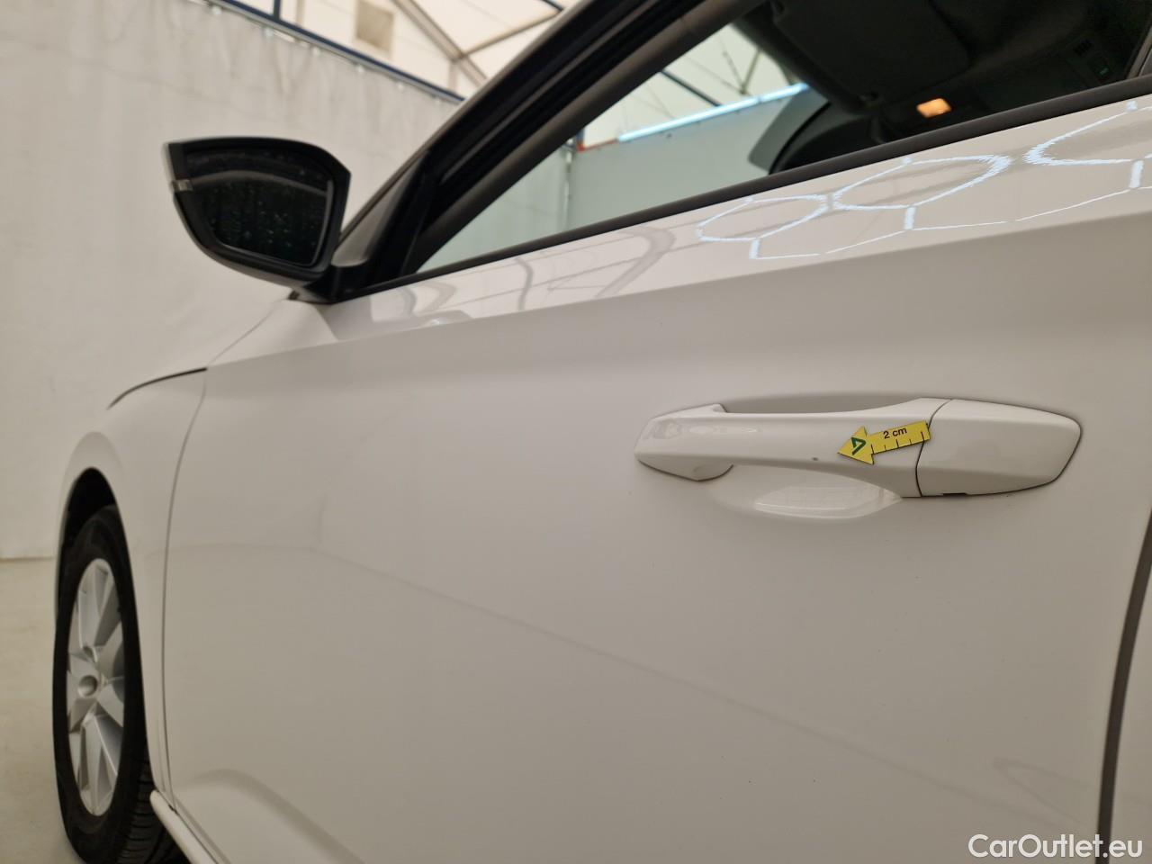  Skoda  Scala 1.0 TSI Style DSG #2