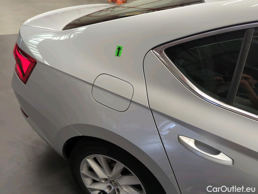  Skoda  Superb 2.0 TDI 150CP Ambition DSG #14