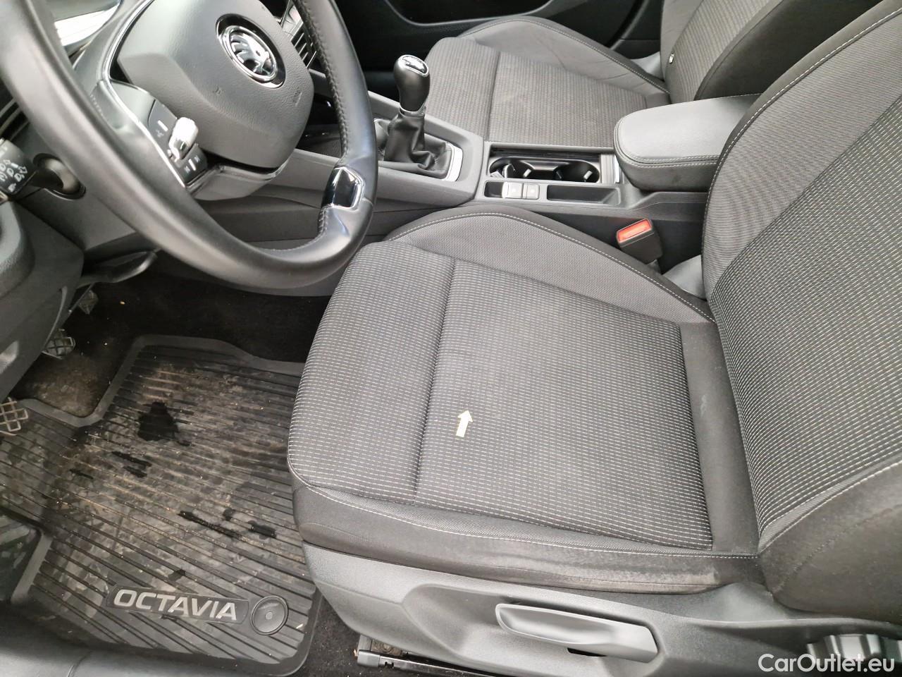  Skoda  Octavia 1.5 TSI 150CP Ambition #34